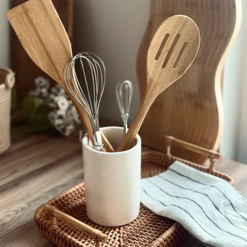 همزن دسته چوبی جذاب